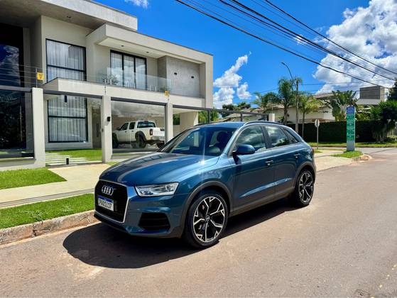 AUDI Q3 1.4 TFSI AMBITION GASOLINA 4P S TRONIC